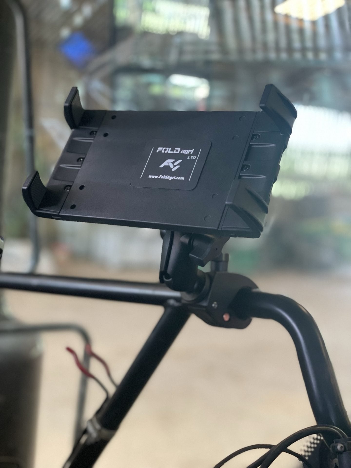 Tractor Tablet Mount